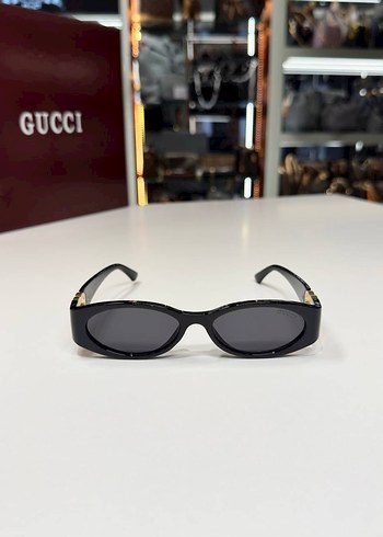 Gucci Siyah Parlak Gucci Kadın Güneş Gözlüğü - Görsel 2