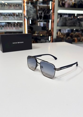 Armani Modern Klasik Güneş Gözlüğü - Görsel 3