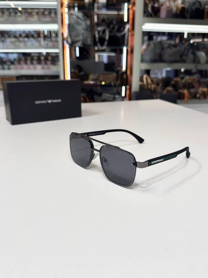 Armani Modern Klasik Güneş Gözlüğü - Görsel 4