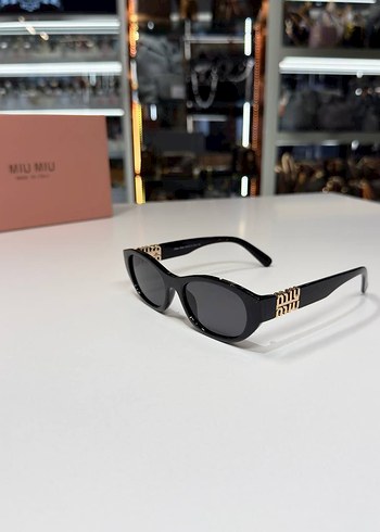 Miu Miu Klasik Kemer Detaylı Kahverengi Gözlük - Görsel 4