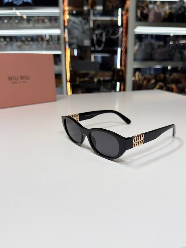 Miu Miu Klasik Kemer Detaylı Kahverengi Gözlük - Görsel 4