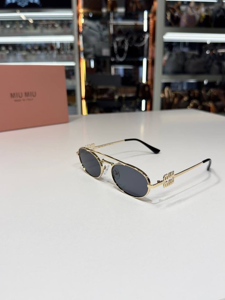 Miu Miu Gri Klasik Kadın Gözlüğü - Görsel 4