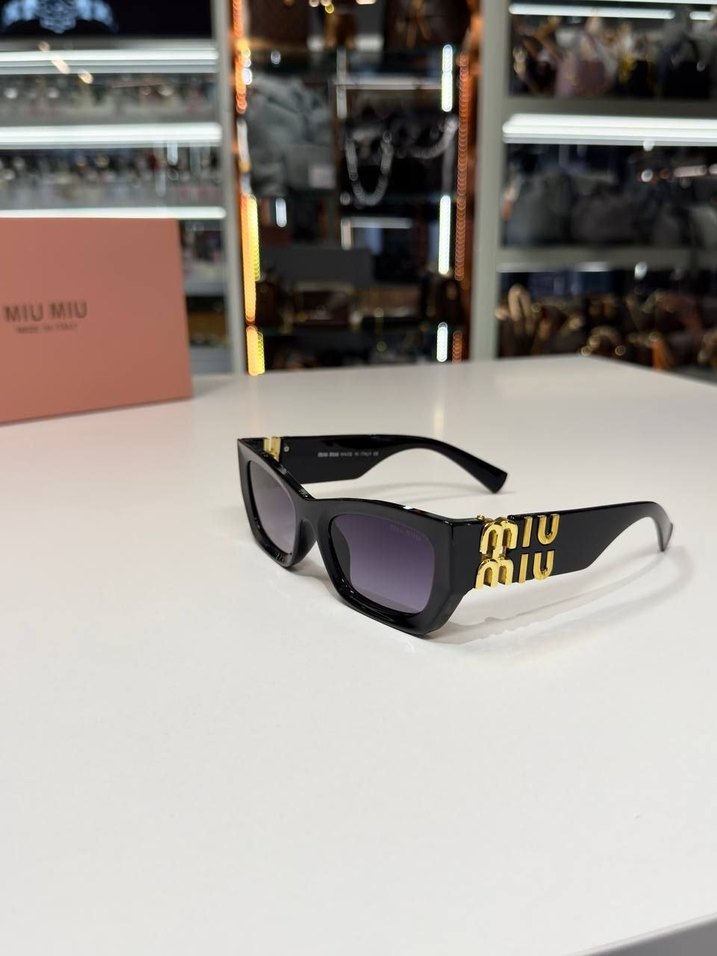 Miu Miu Kadın Güneş Gözlüğü - Görsel 4