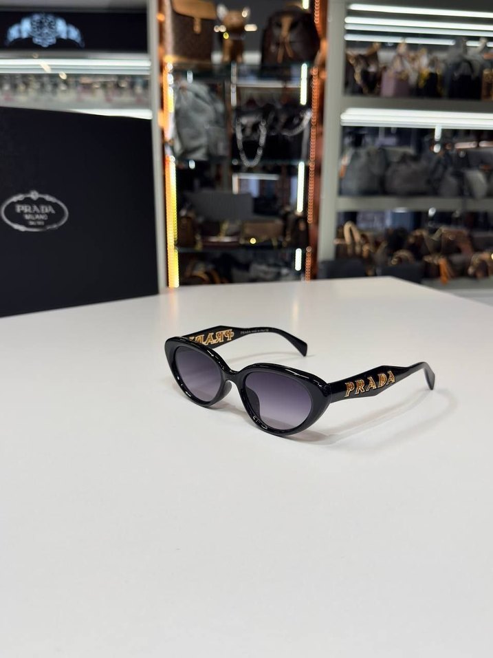 Prada Kadın Güneş Gözlüğü - Görsel 2