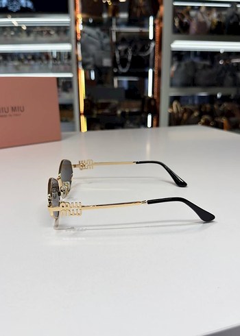Miu Miu Modern Klasik Kadın Gözlüğü - Görsel 6