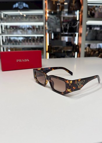 Prada Kadın Güneş Gözlüğü - Görsel 9