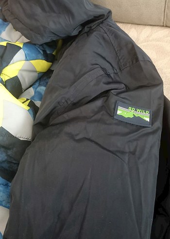 Erkek Çocuk Çift Taraflı Mont - Görsel 4