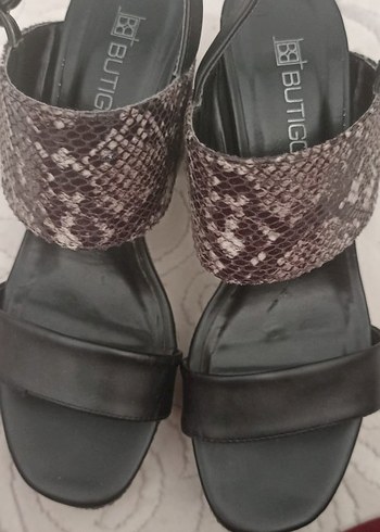 Yılan Desenli Topuklu - Görsel 2