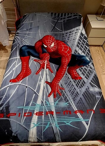Tek kişilik yatak örtüsü