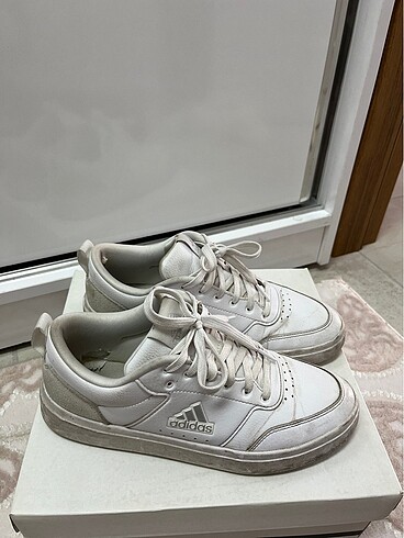 Adidas 40 numara spor ayakkabı