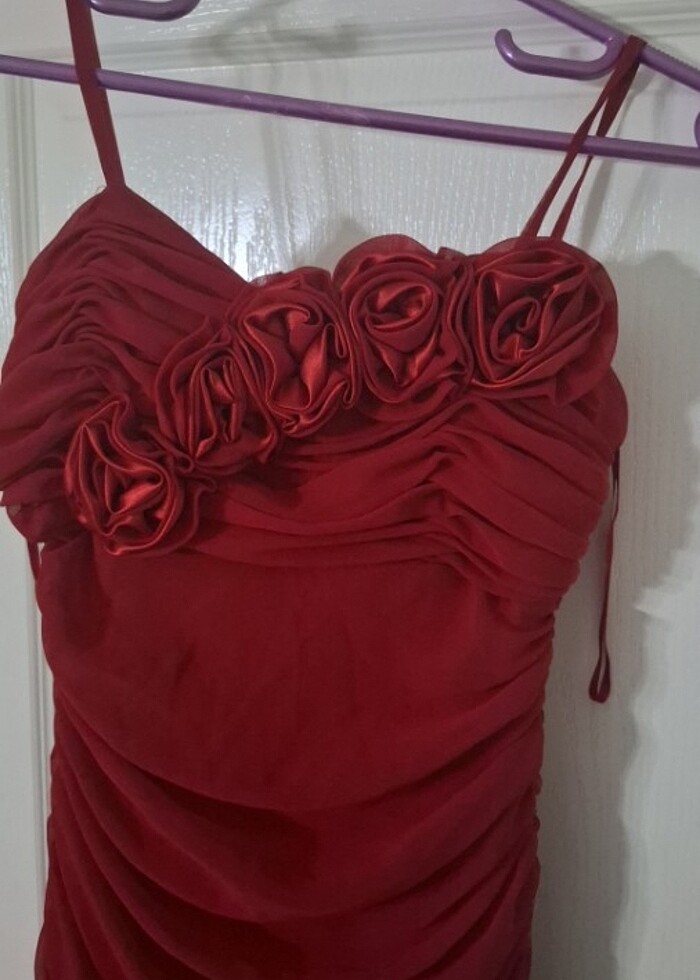 Kırmızı balık abiye - Görsel 3