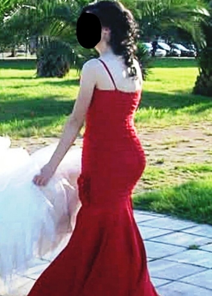 Kırmızı balık abiye - Görsel 2