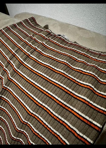 Kadın Retro Çizgili Pilili Kumaş Pantolon- BERSHKA - Görsel 2