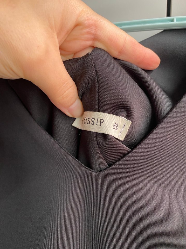 Dantel Kollu Siyah V Yakalı Midi Elbise - Görsel 4