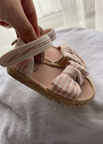 H&M Kız Çocuk Pembe Fiyonklu Sandalet - Görsel 2