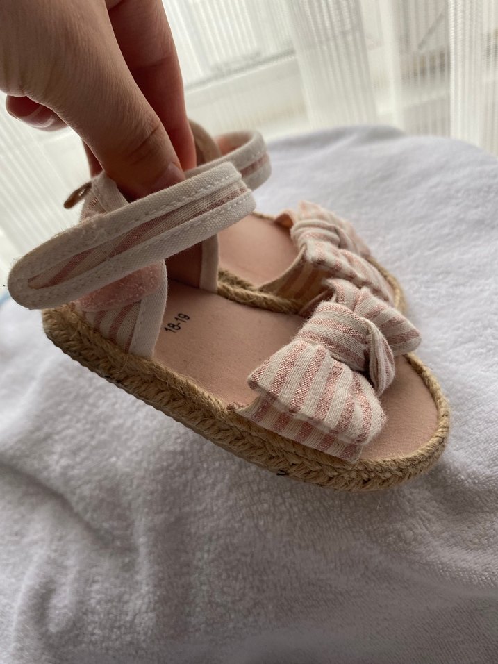 H&M Kız Çocuk Pembe Fiyonklu Sandalet - Görsel 2