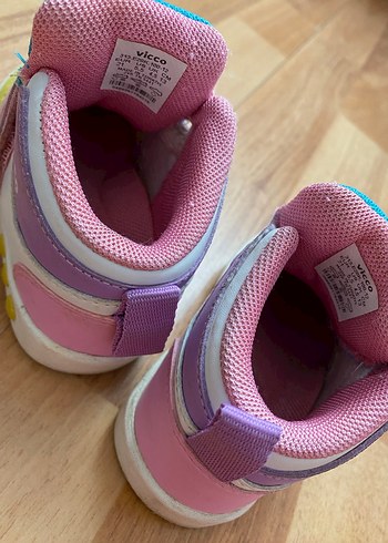 Vicco ışıklı bebek bot - Görsel 4