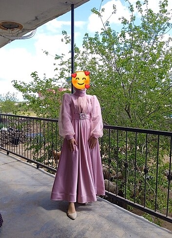 Kabarık abiye 