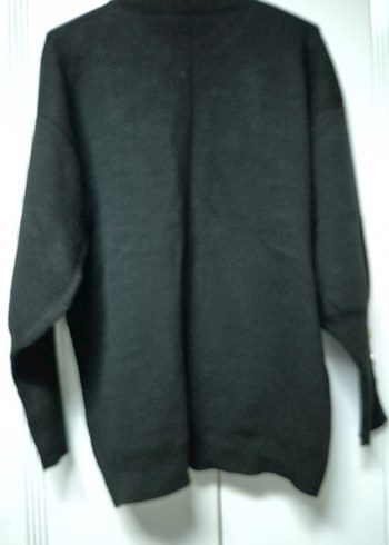 Siyah Nakışlı Uzun Kollu Kadın Kazak - Görsel 3