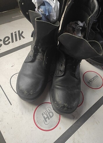 YDS MARKA DERİ BOT 42 Numara