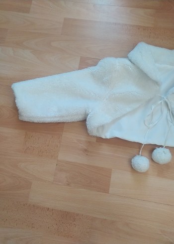 6 Yaş Beden beyaz Renk Kız Çocuk Beyaz Kürklü Bolero