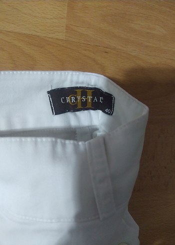 Düğmeli Beyaz Kadın Bermuda Şort - Görsel 6