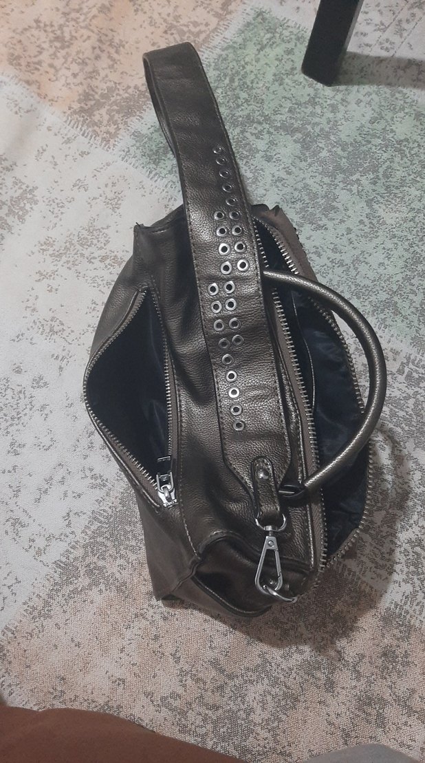 Kemer Detaylı Yılan Desenli Deri Kadın Çanta - Görsel 4