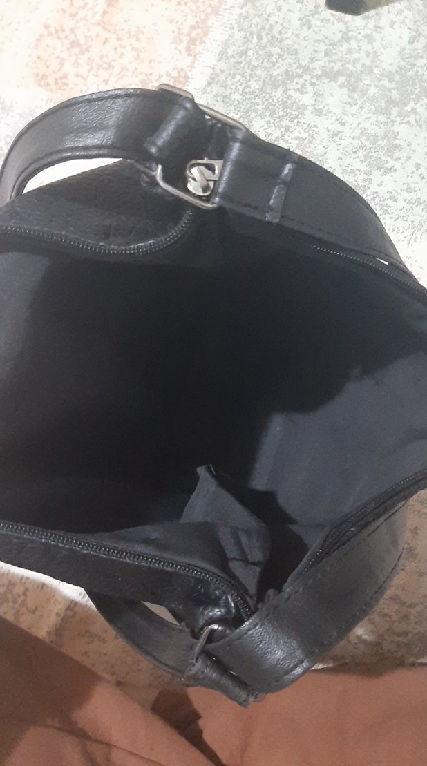 Siyah Deri Fermuarlı Kadın Çantası - Görsel 2