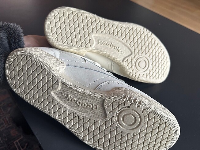 38 Beden Reebok club c 85