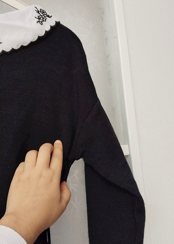 Nakışlı Yaka Detaylı Siyah Triko Elbise - Görsel 4