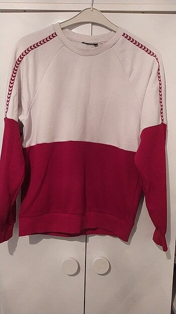 Hummel sweatshirt 