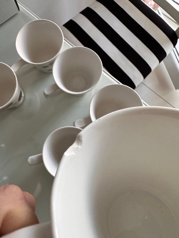 Beyaz Desenli Kupa - Görsel 5