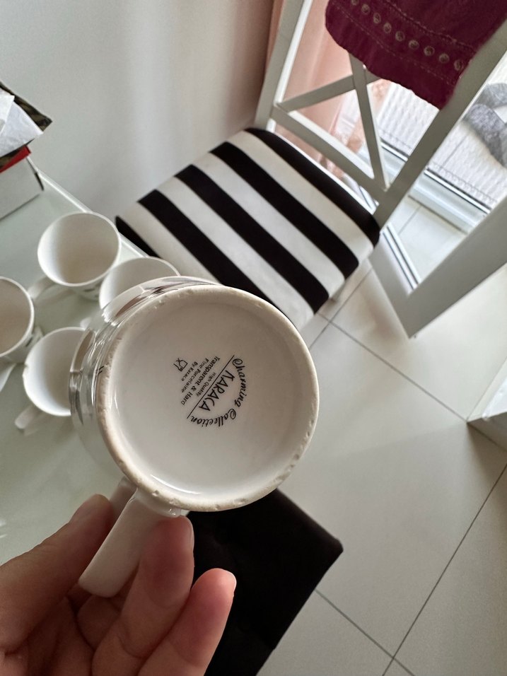 Beyaz Desenli Kupa - Görsel 3