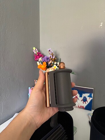 Dyson Airwrap kurutucu ve elektrik alıcı başlık