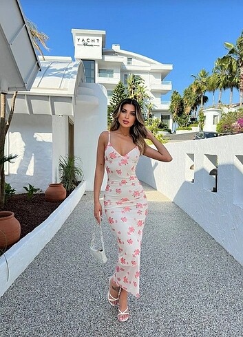 m Beden çeşitli Renk Çiçekli elbise