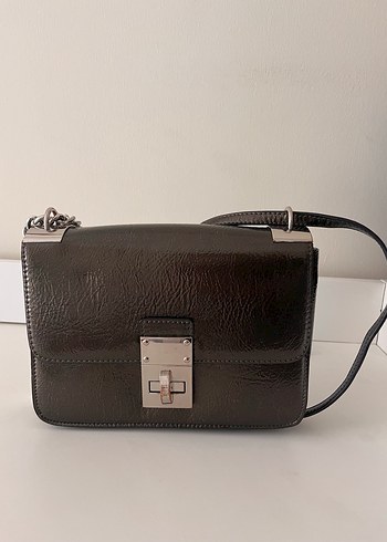 Zincir Detaylı Antrasit Deri Çanta - Görsel 3