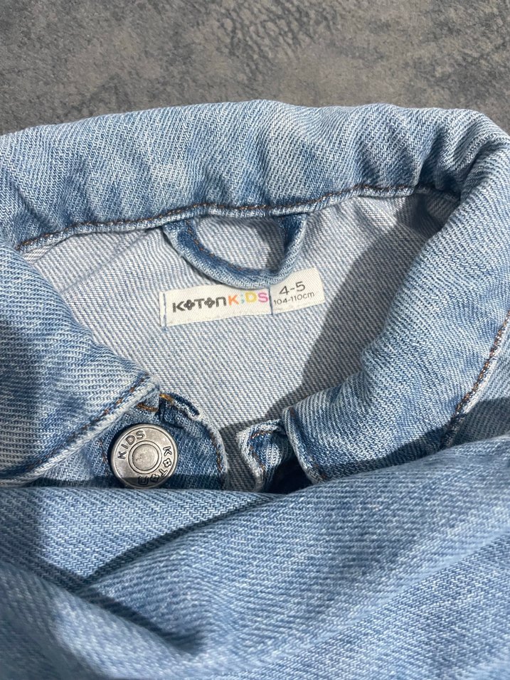 Kız Çocuk Mavi Düğmeli Kot Ceket - Görsel 3