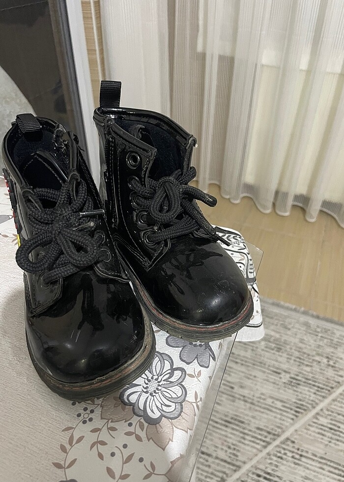 Kız çocuğu bot - Görsel 2