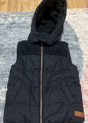 Erkek Çocuk Gri Kapüşonlu Denim Yelek - Görsel 3