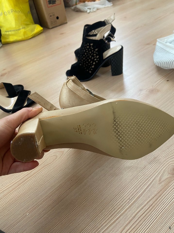 Bej Klasik Kadın Topuklu Ayakkabı - Görsel 2