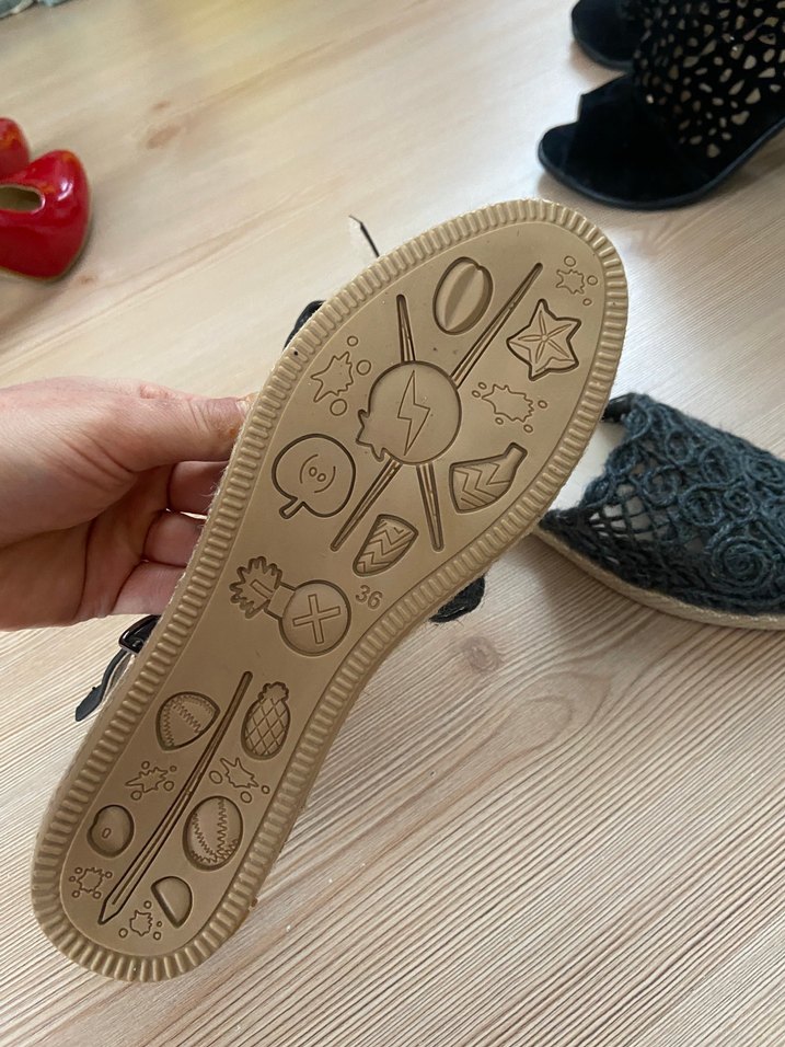 Gri İpli Bohem Kadın Dolgu Topuk Sandalet - Görsel 2