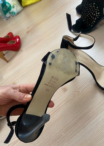 Klasik Siyah Topuklu Kadın Ayakkabı - Görsel 3