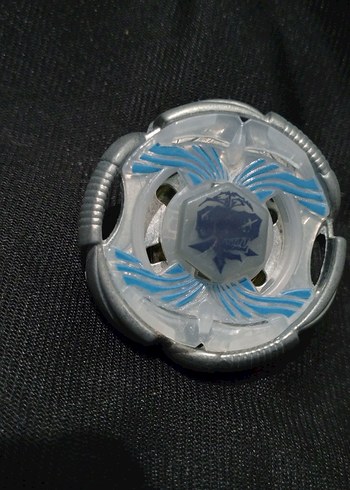 Grand White Cytus Beyblade Metal Masters