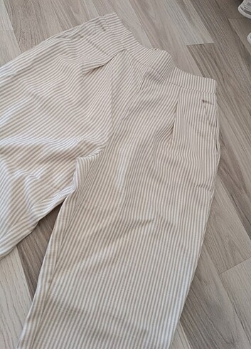 Stradivarius pantolon 