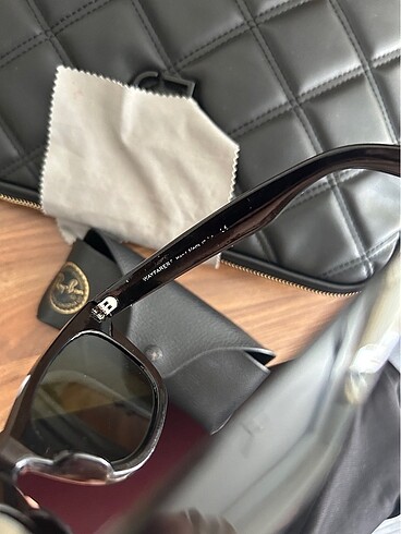 Beden Rayban Wayfarrer