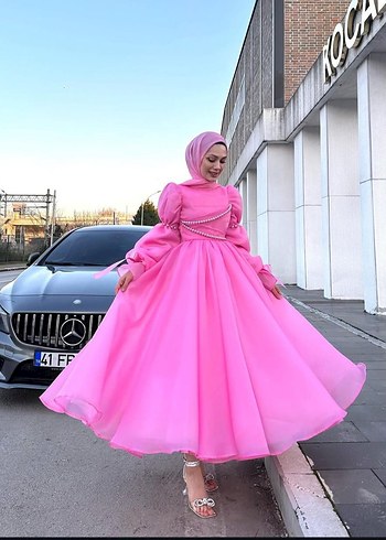 Pembe Uzun Drapeli Tesettür Abiye Elbisem