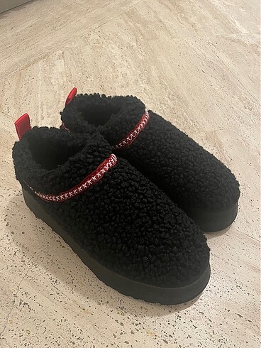 Diğer Ugg bot
