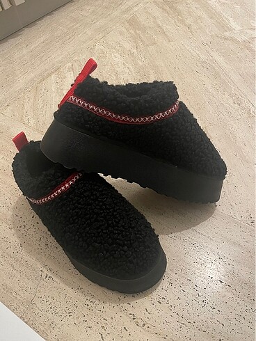 Ugg bot