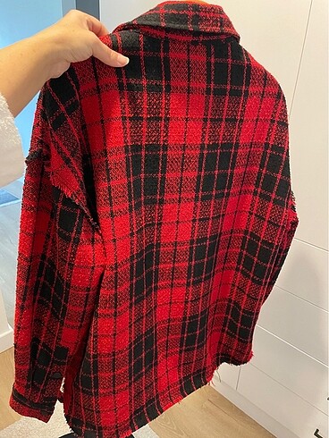 l Beden kırmızı Renk Bershka