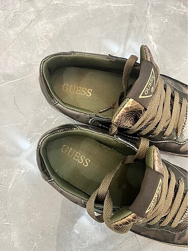 37 Beden haki Renk Guess spor ayakkabı